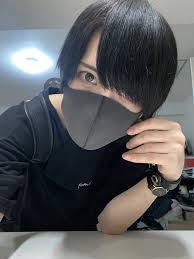 twitter 男装アイメイク ショートヘア 女の子 男装メイク