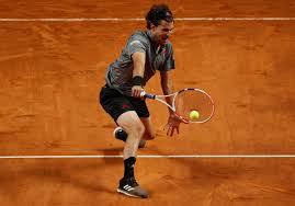 El tenista austríaco dominic thiem concedió una entrevista a sportschau para analizar toda la actualidad tenística y más en concreto de sus objetivos a corto y largo plazo. Thiem Heads To Roland Garros Short On Confidence Matches Reuters