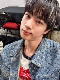 Yungblud fans attending Atlanta show