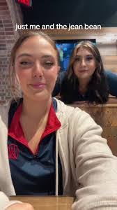 Jeannine Bean's Instagram, Twitter & Facebook