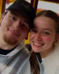 Keely Davis (@keelydaviss) • Instagram photos and videos