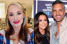 Medium Allison DuBois Reacts to Kyle Richards, Mauricio Umansky's Split