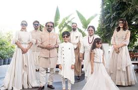 Ayushmann khurrana, who has carved a niche for himself after delivering terrific performances as the leading man in several films. Ayushmann Khurrana Celebrates Diwali In Chandigarh With Khurrana Clan Exactly 6ft Apart Check Out Royal Look