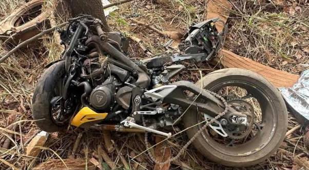 SEGURANÇA DE VIRGINIA FONSECA E ESPOSA MORREM EM ACIDENTE DE MOTO Rogério Camilo Ramos, de 53 anos, segurança pessoal de Virginia Fonseca e tenente aposentado da Polícia Militar de Goiás, morreu neste