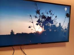 Ich würde gerne im schlafzimmer einen fernseher installieren, jedoch ohne irgendwelche kabel vom wohnzimmer aus rüber ziehen zu müssen. Fernsehen An 2 Gerat Ohne Anschluss Im Raum Grillforum Und Bbq Www Grillsportverein De