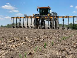 The highest 10 percent earned more than $1,735 per week. A Bountiful Education Crowning Our Fantasy Farming Winner