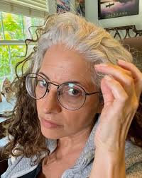 It's over 20 years now I was drawn to this color 💜￼