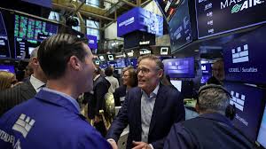 Can the Dow Jones Industrial Average Keep Up the Rally Amid Market Optimism?