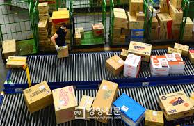 美증시 가는 쿠팡, 몸집 더 키운다 공모가 32~34달러로↑. ì¿ íŒ¡ ë¬¼ë¥˜ì„¼í„° 12ì‹œê°„ ì¼í•´ë´¤ìŠµë‹ˆë‹¤ ê²½í–¥ì‹ ë¬¸