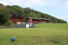 View hof hausen golf (www.hofhausengolf.de) location in hessen, germany , revenue, industry and description. Golf Club Hof Hausen Vor Der Sonne Hofheim E V Hofheim Albrecht Golf Fuhrer