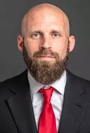 Eric Ennis's Instagram, Twitter & Facebook