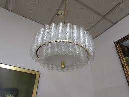 Cette lampe de sol vintage a été fabriquée dans les années 1960/1970 par doria en allemagne. Designer Lampe Doria Deckenlampe Candelier 600 8811 Scheifling Willhaben