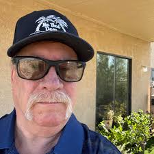 Blown away by the first-ever Dinner du Nord — what a success! More than  2,000 neighbors filled Nicollet Mall to share a meal from 40+ restaurants  and food trucks. Huge thanks to