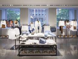 Zara Zeigt Flagge In Hamburg Stores Shops