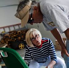 Friends and family help man with dementia