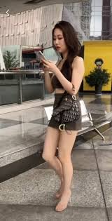 刚刚下飞机 骚货❤️❤️ 法拉盛楼凤 约炮 找小姐 外围 按摩 新鲜 体验 等你 尝鲜 独特 魅力