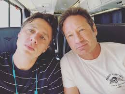Zach braff knows a good photo of himself when he sees one — or does he? Zach Braff On Twitter Daxshepard Where Are You We Scheduled A Meeting On This Amtrak Train