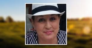 Lisa Polito's Instagram, Twitter & Facebook