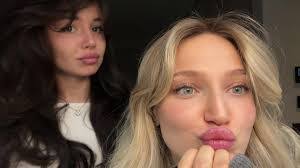 Nikki Hammer's Instagram, Twitter & Facebook