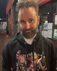 Ernesto Pasillas's Instagram, Twitter & Facebook