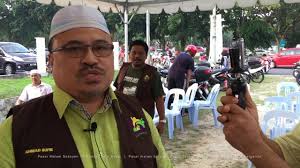 Talad neon night market ini tidak terlalu besar dan masih jarang wisatawan yang berkunjung ke tempat ini karena banyak night market lain yang lebih populer di kalangan wisatawan. Pasar Malam Seksyen 16 Bandar Baru Bangi Ke Arah Patuh Syariah Solat Dijaga Rezeki Berganda Youtube