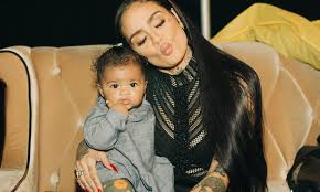 However, no one knew that it was javaughn's baby kehlani was pregnant with. Kehlani Amazes With Her Bright Smile As She Shares An Adorable Photo With Her Daughter Adeya From The Stage