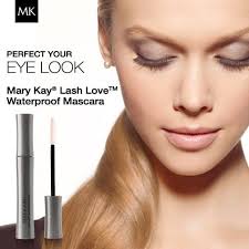 BIG, BOLD Lashes with Mary Kay Lash Love™Waterproof Mascara.