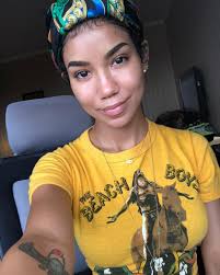 Is It Hot In Here Or Is It Just Me Jhené Jhene Aiko Reveals Her Secret To Perfect Skin And It Burns Perfect Skin Jhene Aiko Flawless Skin