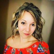 Kimberly Bentz's Instagram, Twitter & Facebook