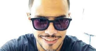 Sean Riggins's Instagram, Twitter & Facebook