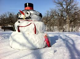 Sag uns deine meinung zu diesem artikel! Schneemann Bauen 15 Witzige Ideen Fur Winterspass Zum Nachmachen