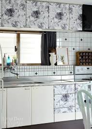 13 Ways To Instantly Brighten Up Your Boring Kitchen Diy Kitchen Cabinets Kitchen Cabinets Makeover Updated Kitchen