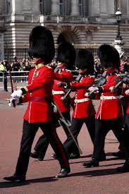 How Long Do The Guards Stand In Front Of Buckingham Palace