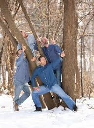 Awkward family photo session | Brothers — Maple Grove Family Photographer |  Bobeedy Photography, LLC