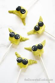 Baby Yoda Marshmallows Fun Star Wars Food Idea Recipe Star Wars Food Star Wars Snacks Food