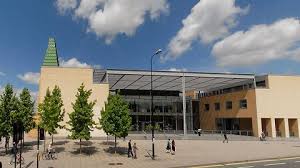 Oxford University Launches Online Fintech Course
