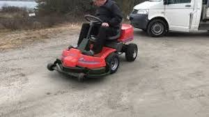 Then the forward speed dropped to almost nothing and i shifted to. Kop Akgrasklippare Husqvarna Rider 970 Pa Klaravik Youtube