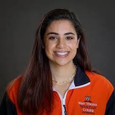 Alyssa Serrano's Instagram, Twitter & Facebook