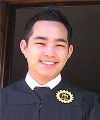 Robert Tan Obituary (2006)