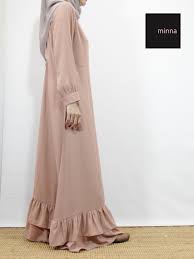 Maka anda akan tampak lebih anggun namun tetap mewah. Model Gamis Yang Simple Tapi Elegan Diary Hijaber