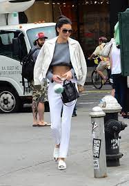 Pin On Celebrities Trendsetters