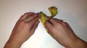 La belle adresse vous livre ses conseils pour effacer ces taches d'encre sur vos vêtements, vos meubles ou vos sols. Nettoyer Une Tache D Encre Enlever De L Encre Youtube