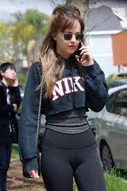 7 camel toe proof leggings (yes, actually). Dakota Johnson Cameltoe In Tight Leggings Taxi Driver Movie