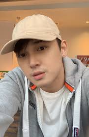 Ricky Casas (@RickyCasas9)