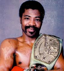 Dick Tiger, 1960s middleweight and light heavyweight champion born Richard  Ihetu in Nigeria. Though not a huge puncher, Tiger was known for his  seemingly endless reserve of energy. #boxing #history #boxeo #boxe #