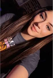 Savannah Dowd's Instagram, Twitter & Facebook