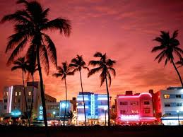 Miami Beach Miami Fl It S Nice To Be Among The Palm Trees And Feel The Warm Breeze In October F South Beach Miami South Beach Miami Florida South Beach