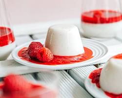 รูปภาพVegan panna cotta
