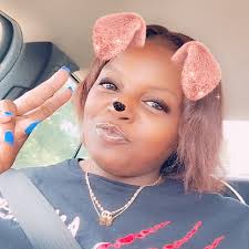 Wig found at the trail ride grounds 🤣🤣🤣🤣 Not wet and wavy 😩🤦🏾‍♀️