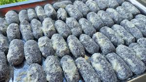 Perkongsian kali ini adalah daripada puan huda tarmizi yang sudi berkongsi resepi biskut jejari coklat yang 'super simple' ini menerusi post fb beliau. Biskut Jejari Oat Susu Yang Pasti Sedap Wajib Cuba Youtube